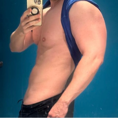 HotMasseurNextDoor